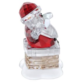 Allegria natalizia: Babbo Natale e il camino