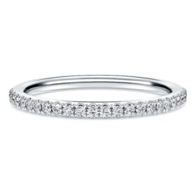 Anello a fascia Eternity con diamanti sintetici 0,2 carati in totale, forma rotonda, oro bianco 14K Anello a fascia Eternity con diamanti sintetici 0,2 carati in totale, forma rotonda, oro bianco 14K