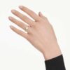 Anello con castone ottagonale, diamanti sintetici 1,0 ct totali, forma ottagonale, oro giallo 14K Anello con castone ottagonale, diamanti sintetici 1,0 ct totali, forma ottagonale, oro giallo 14K