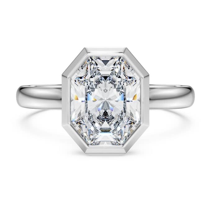 Anello con castone ottagonale, diamanti sintetici 2,0 carati in totale, forma ottagonale, oro bianco 14K Anello con castone ottagonale, diamanti sintetici 2,0 carati in totale, forma ottagonale, oro bianco 14K