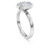 Anello con castone ottagonale, diamanti sintetici 2,0 carati in totale, forma ottagonale, oro bianco 14K Anello con castone ottagonale, diamanti sintetici 2,0 carati in totale, forma ottagonale, oro bianco 14K