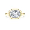 Anello con castone ottagonale, diamanti sintetici 3,0 Ct in totale, forma ottagonale, oro giallo 14K Anello con castone ottagonale, diamanti sintetici 3,0 Ct in totale, forma ottagonale, oro giallo 14K