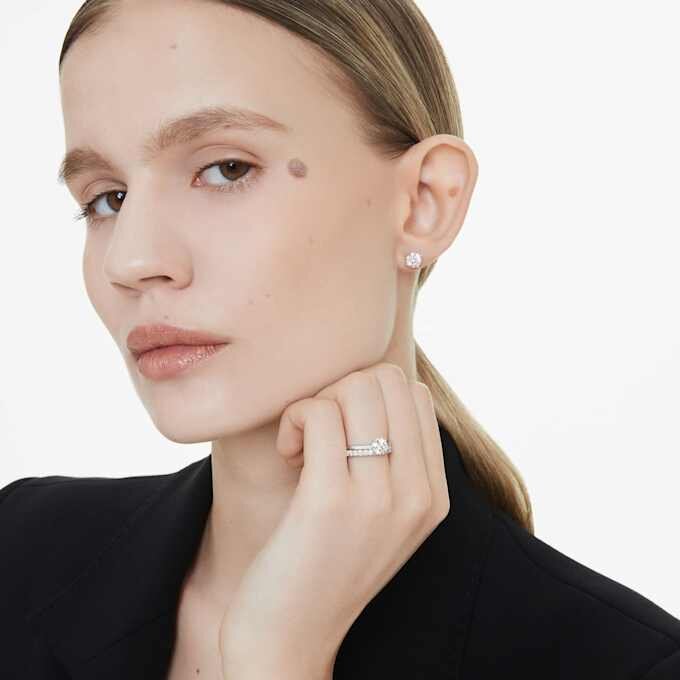 Anello Eternity con diamanti sintetici 0,4 Ct in totale, forma rotonda, oro bianco 14K Anello Eternity con diamanti sintetici 0,4 Ct in totale, forma rotonda, oro bianco 14K