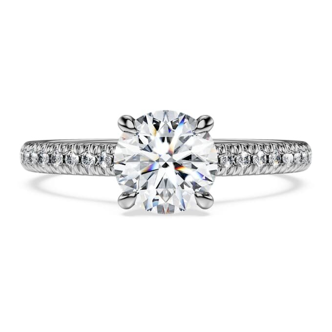 Anello Eternity Solitaire con diamanti sintetici da laboratorio 1,2 Ct in totale, forma rotonda, oro bianco 14K Anello Eternity Solitaire con diamanti sintetici da laboratorio 1,2 Ct in totale, forma rotonda, oro bianco 14K