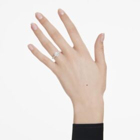 Anello solitario Eternity con diamanti sintetici 2,2 Ct in totale, forma rotonda, oro bianco 14K Anello solitario Eternity con diamanti sintetici 2,2 Ct in totale, forma rotonda, oro bianco 14K