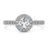 Anello solitario Eternity Halo con diamanti sintetici 0,8 carati in totale, forma rotonda, oro bianco 14K Anello solitario Eternity Halo con diamanti sintetici 0,8 carati in totale, forma rotonda, oro bianco 14K