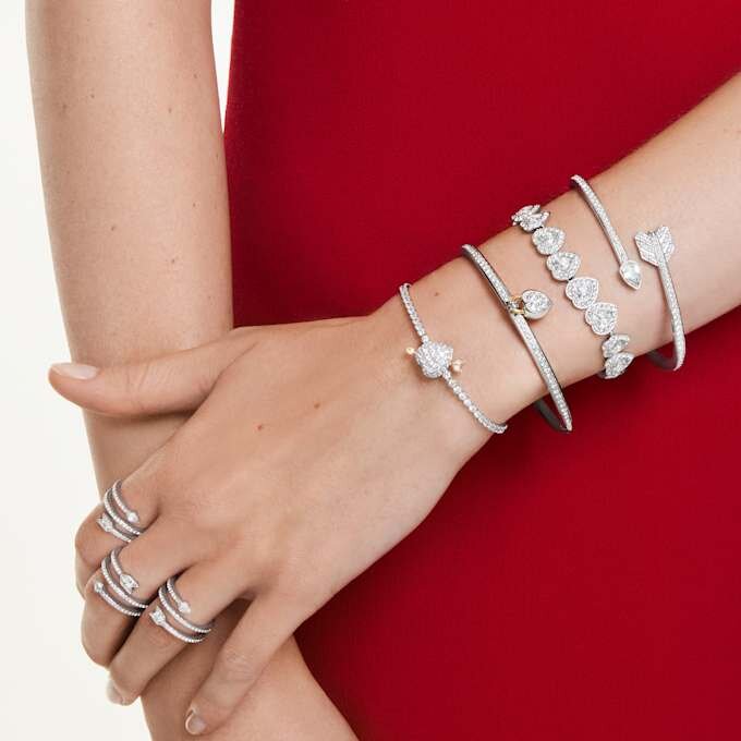 Bracciale Ariana Grande X Swarovski con tagli misti, cuori, bianco, placcato in rodio Bracciale Ariana Grande X Swarovski con tagli misti, cuori, bianco, placcato in rodio