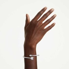 Bracciale Idyllia con tagli misti, freccia, bianco, placcato in rodio