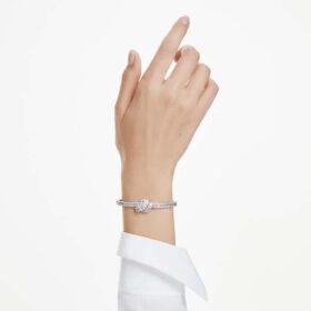 Bracciale Matrix con taglio baguette, nodo, bianco, placcato in rodio