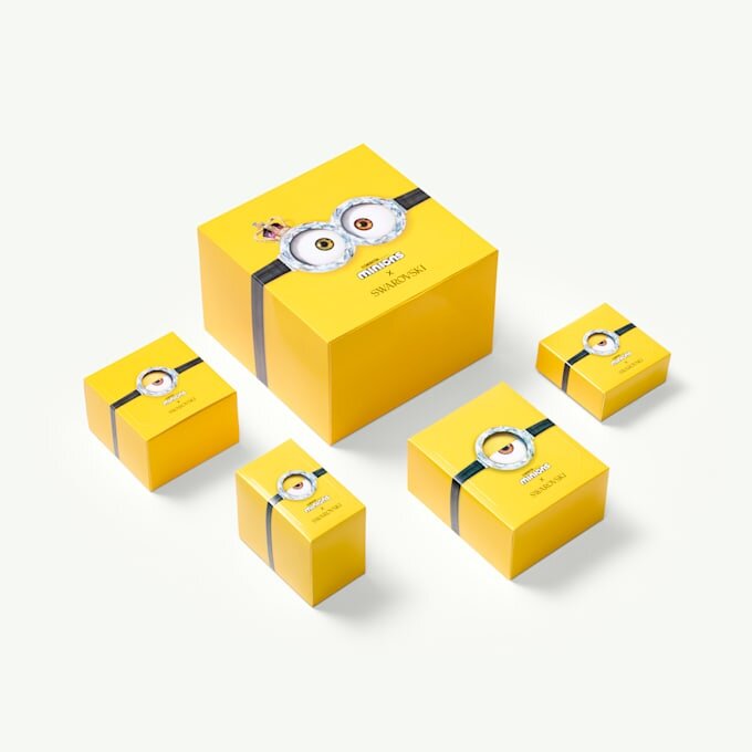 Ciondolo Bob dei Minions con pavé, multicolore, placcato in oro Ciondolo Bob dei Minions con pavé, multicolore, placcato in oro