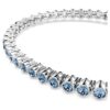 Bracciale tennis Imber Emily con cristalli a taglio rotondo, blu, placcato in rodio Bracciale tennis Imber Emily con cristalli a taglio rotondo, blu, placcato in rodio
