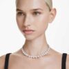 Collana Ariana Grande X Swarovski con tagli misti, cuore, bianco, placcata in rodio Collana Ariana Grande X Swarovski con tagli misti, cuore, bianco, placcata in rodio