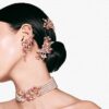 Fermaglio per capelli Gema con perla di cristallo, tagli misti, fiore, rosa, placcato oro Fermaglio per capelli Gema con perla di cristallo, tagli misti, fiore, rosa, placcato oro