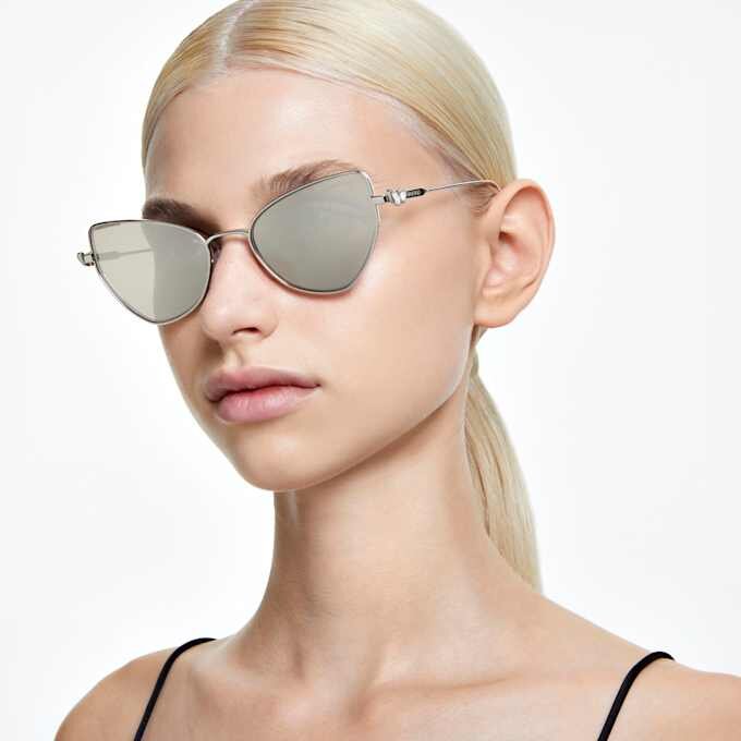 Occhiali da sole con clip 2 in 1, modello di tendenza, forma a occhio di gatto, Sk7011, bianco Occhiali da sole con clip 2 in 1, modello di tendenza, forma a occhio di gatto, Sk7011, bianco