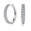 Orecchini a cerchio Eternity con diamanti sintetici 0,56 ct totali, forma rotonda, argento sterling Orecchini a cerchio Eternity con diamanti sintetici 0,56 ct totali, forma rotonda, argento sterling