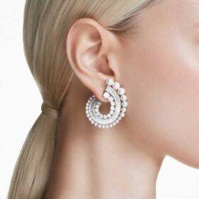 Orecchini pendenti Ariana Grande X Swarovski con perla di cristallo, tagli misti, bianchi, placcati in rodio
