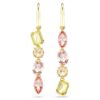 Orecchini pendenti Gema: design asimmetrico, tagli misti, rosa, placcati in oro Orecchini pendenti Gema: design asimmetrico, tagli misti, rosa, placcati in oro