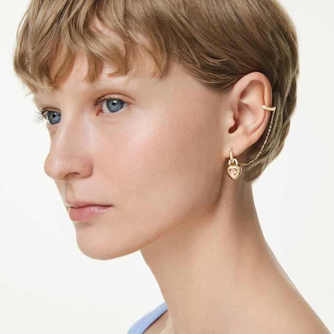 Orecchini pendenti Idyllia con ear cuff, tagli misti, cuore con chiave, rosa, placcati in oro Orecchini pendenti Idyllia con ear cuff, tagli misti, cuore con chiave, rosa, placcati in oro