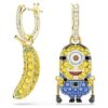 Orecchini pendenti Minions Stuart e Banana con pavé, mini, multicolori, placcati in oro Orecchini pendenti Minions Stuart e Banana con pavé, mini, multicolori, placcati in oro
